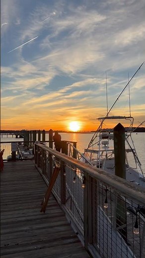 Why Hudson’s Seafood Is a Must-Visit O #southboundwanderlust n Hilton Head ✔️🌊