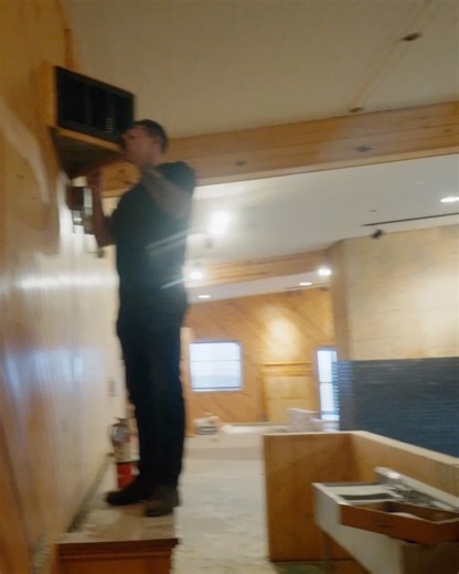 HGTV on Instagram: "File this under “Design Elements That Invoke a Menty B” #DownHomeFab"