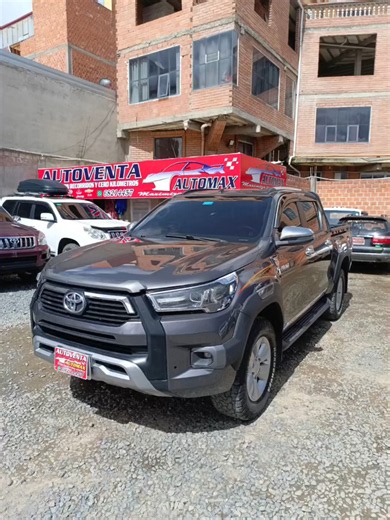 🎉🚘 ¡VENDIDA! 🚘🎉 Gracias por la confianza 🙌 Esta hermosa Toyota Hilux 2018 ya tiene nuevo dueño. 🔥 ¿Buscas una camioneta igual o mejor? En AutoMax tenemos varias Toyota Hilux y Land Cruiser Prado disponibles, listas para entrega inmediata. 💯✅ 🚙 Hilux 4x4 🚙 Land Cruiser Prado ✅ Papeles al día ✅ Precios negociables ✅ Vehículos seleccionados 📲 Contáctame: Oswaldo de AutoMax 📞 68214457 🔥 No esperes a que te ganen la mejor oportunidad. ¡Las mejores unidades se venden rápido! #Vendido #Toyo
