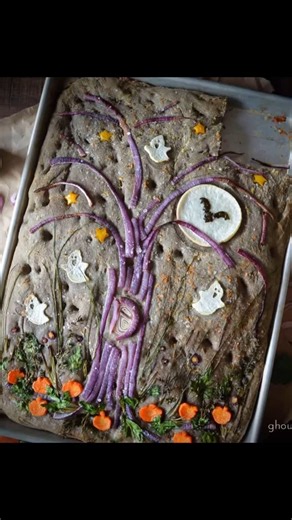 ✔Full Moon Focaccia recipe on ghoulatheart.com, under the bread tab.(Link in profile) #halloween #halloweenfood #halloweenrecipes #focacciaart #moon #ghosts #fullmoon #pumpkins #halloweenbaking #bread #ghoulatheart #focaccia #baking | Ghoul at Heart
