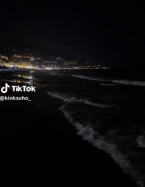 Cover Lagu Pujaan Hati Versi Cewek dengan Gitar