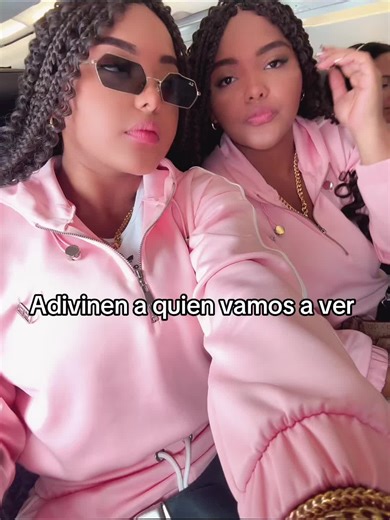 Uris y las Gemelas: Lo Mejor del Contenido XXX