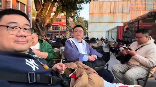 Cuteness Overload: Adorable Bear Moments