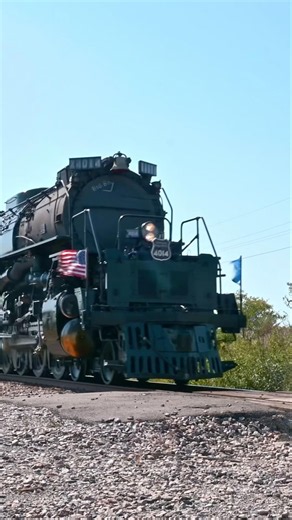 World’s LARGEST Steam Locomotive! Union Pacific Big Boy | Franz Ferdinand - Take Me Out (EDIT)