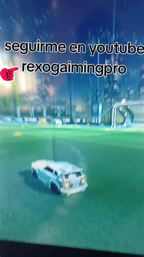 Tutorial de como hacer cursed pinch en rocket league fácil.