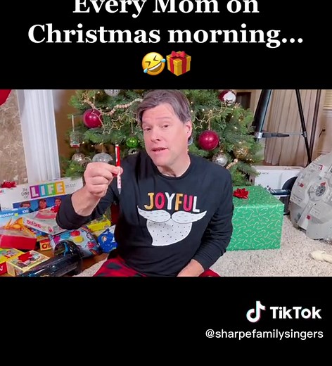 Christmas Morning Gift Reactions with Family Fun