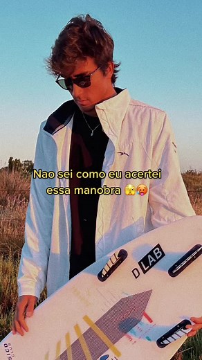 Mastering Windsurfing Tricks with D-LAB Gear