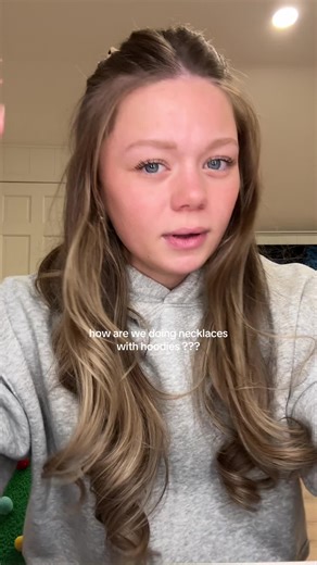 i’m starting to get irritated about not being able to see my necklaces 🥲🥲🥲 how are yall doing this #jewelry #necklaces #relateable