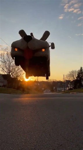 a cute driver drive the cuttie car #shorts #cutties #drivingexperience #funnyvideos