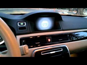 2013 Volvo XC70 Tour & Review