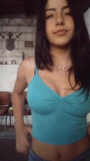 Modelos Caminando en la Calle: El Reto del Modelaje