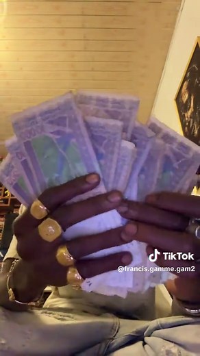 Vidéos de Francis 😇🥰gamme gamme 🥰 (@francis.gamme.gam2) avec son original - Francis 😇🥰gamme gamme 🥰