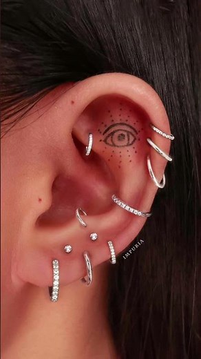 Choosing the Perfect Hoop Size for Your Ear Piercings: A Comprehensive Guide