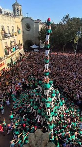 2.3K views | Tallest Human Tower 勞 (@josep_torrenyo) #shorts #fblifestylechallenge | MediaConquer | Facebook