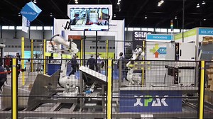 3.3K views · 31 reactions | 機械手臂組裝紙箱(搭配自動化設備) 影片來源: Xpak Robox Robotic Case Erector at Automate 2019 https://m.youtube.com/watch?v=pfBceGBUbU8&feature=youtu.be | Smart Robots 智慧機器人 | Facebook