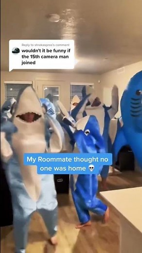15th Camerman joins Viral Sharks #LeftShark #KatyPerry #DancingShark #DancingSharks #CaliforniaGurls