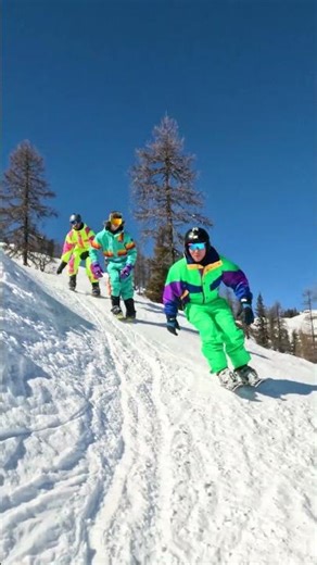 Off-piste with short skis? Challenge accepted 😎