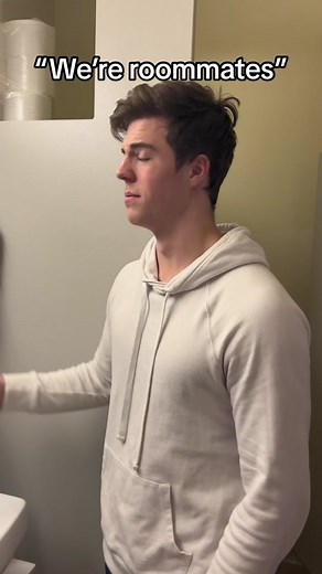 Relatable College Dorm Roommate Situations