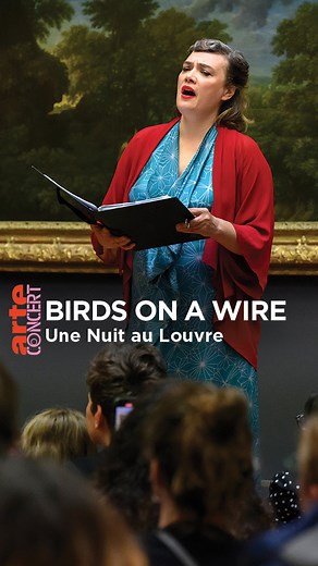 Birds on a Wire nous offre une déambulation poétique au Louvre 🖼 Le duo de Rosemary Standley et Dom La Nena transforme les salles du musée en scènes vivantes, comme ici devant la majestueuse Victoire de Samothrace. Une expérience immersive où musique et art se tutoient, portée par les mélodies de Mendelssohn, Purcell, Fauré, Bobby Lapointe et des invités tels que Stephan Eicher et Yann Frisch. Un moment suspendu à découvrir ici : https://www.arte.tv/fr/videos/120191-000-A/ ✨ | ARTE Concert