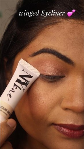 Beginner Friendly Winged Liner Hack 🔥 | Fail-Proof Method! #makeupshorts #eyeliner