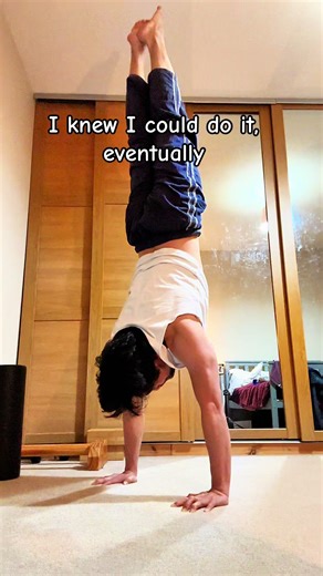Working on tiger bend handstand