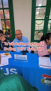 📍 Ngày 13/12/2025, Trường Đại học Khoa học Tự nhiên – Đại học Quốc gia Hà Nội (HUS) đã có mặt tại Trường THPT Xuân Đỉnh (Hà Nội) để tham gia chương trình tư vấn hướng nghiệp dành cho các bạn học sinh. 🎓 Tại chương trình, các thầy cô HUS đã chia sẻ nhiều thông tin thiết thực về các ngành đào tạo, cơ hội học tập – nghiên cứu, cũng như định hướng nghề nghiệp trong các lĩnh vực khoa học cơ bản và ứng dụng, giúp học sinh có thêm cơ sở lựa chọn ngành học phù hợp với năng lực và đam mê của bản thân.�
