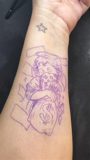 Decalque de tatto fake temporária com caneta, anjo e notas‼️💯💵 #tattoo #viralvideo #art
