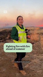 It’s a race against time🔥 These volunteer firefighters are hazard reduction burning vast areas to help reduce the risk of bushfires. It comes as above average temperatures and heat waves are being felt across parts of Queensland. ✍️ by Grace Nakamura 👉 Read more and stay in the know via the ABC NEWS app, or check out the link in our bio. #ABCNewsQld | ABC Brisbane