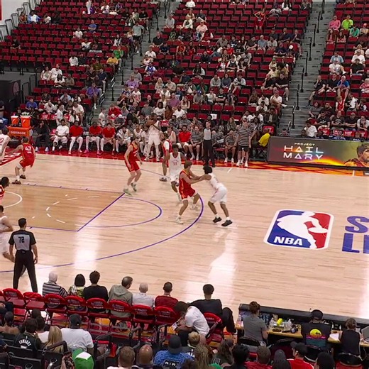Alley-oop off the inbounds pass 👏A big-time jam from Jamarion Sharp!Watch Rockets/Raptors in NBA Summer League action on Prime.