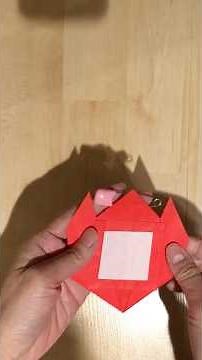 折り紙でチューリップ名札を作る Making an Origami Name Tag