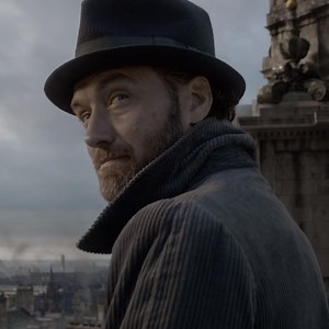 199K views · 1.2K reactions | The new trailer for Fantastic Beasts is here and we spy Voldemort's snake Nagini  | LADbible Entertainment | Facebook