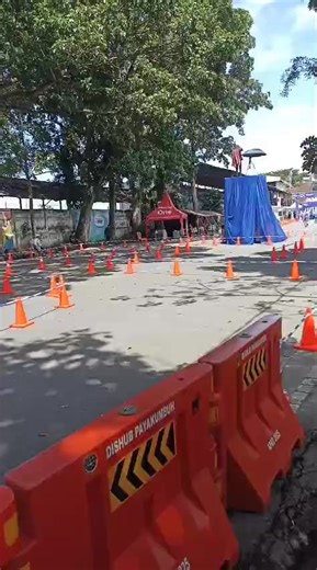 Junia Ayuna Hattaya on Instagram: "Tes lab and warm up"