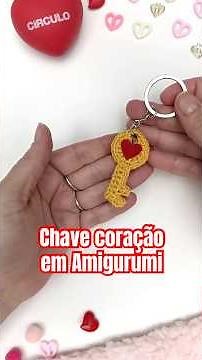 Learn how to make a key in Amigurumi with Ju @amigujumi, a special Valentine's Day edition 💘