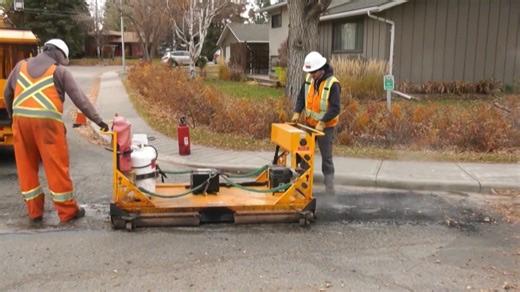 Pothole-filling blitz underway in Calgary
