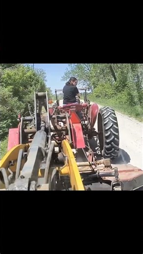 Tractor Died on the Road | Farmall 460 Breakdown on the Farm