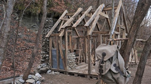 68K views · 1.6K reactions | Building a house from pallets near the river #bushcraft #survival #adventures #wilderness #forest #shelter #camping #diy #outdoors #viral #alone #buildhouse #house #build #fypシviralシ2025 | Wilderness Survival | Facebook
