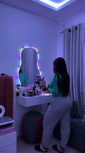 ✨ CHANGEZ L'AMBIANCE DE VOTRE CHAMBRE ! ✨ Transformez votre intérieur en un clic avec nos Rubans LED RGB ! 🌈 ✅ Toutes les couleurs : Changez de couleur selon votre humeur. ✅ Mode Musique : Les lumières dansent au rythme du son ! 🎶 ✅ Installation Facile : On colle, on branche, c’est fini. 🛠️ ✅ Télécommande incluse : Contrôlez tout à distance. 💰 PRIX CHOC 📍 Disponible à Dakar - Livraison rapide partout au Sénégal 🇸🇳 📞 Commandez vite sur WhatsApp : 78 123 96 75 #Senegal #Dakar #Team221 #Dec