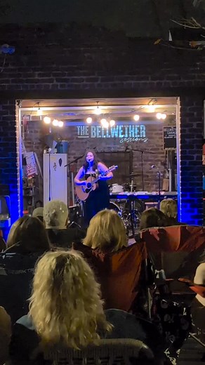 I had the honor of performing my original music at @bellwether_garage on Saturday! Here's a little snippet of the magic: "Homebound" 💛 This song was first written as a love song, but I rewrote it about being held in love by my community after years away. I got to hear incredible artists @thewaywardleaves @_thefolly_ and @jon_russellthath of The Head and the Heart. Richmond, I love you something fierce and I'm excited to dive more into the RVA scene next year! Until next time ☺️ | Beth Turner