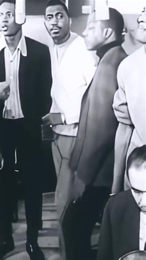 201K views · 12K reactions | In loving memory David Ruffin. (January 18, 1941 – June 1, 1991). The Temptations (1964–68). | Purple Radio Athens | Facebook