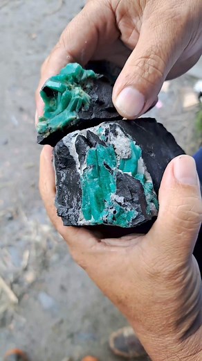 Cómo apreciar una esmeralda por Lerman A. Garzon . #caminodemontaña #cundinamarca #montañas #colombia #montaña #esmeraldas | Anarcoestesis