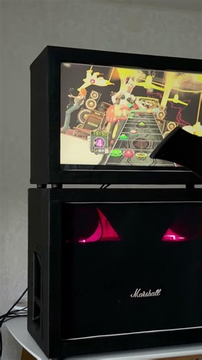 Guitar Hero (Desktop arcade) first try.