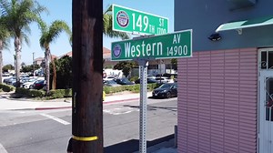 🍟 🍟🍟🍟🍟🍟🍟🍟🍟🍟🍟 Who has been to the OG Mr Fries Man location? Located in Gardena on Western Ave open 6 Days a week! 11am - 9pm! 🗣HELLLOOOOOO 🍟🍟 • 🍟: #Gardena 📍:14800 S Western Ave suite 108, Gardena, CA 📅: Monday - Saturday ⏰: 11am - 9pm | Mr Fries Man️