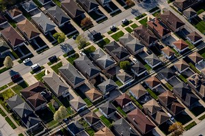 Illinois’ population declined by nearly 33,000, new 2023 census figures show, even as the nation as a whole grew