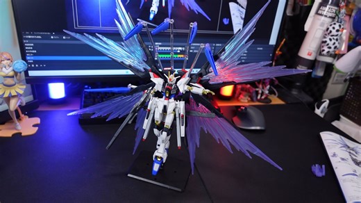 [偏光成型新光翼]万代3月 PB限定 HGCE ZGMF-A262B 强袭自由高达2式 玩家素组