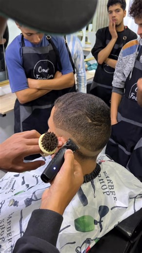 #formationprofessionnell #formation #barber #barbershop #coiffeur #coiffure #tunisie_تونس #bizerte #بنزرت | Salon josef