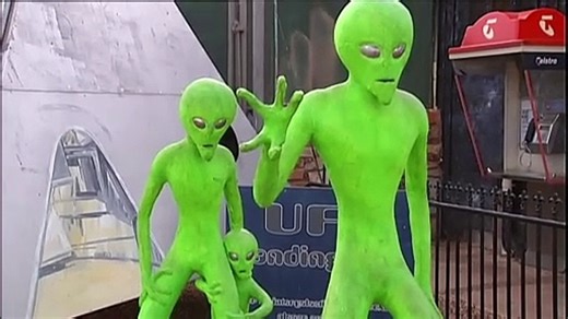 Abandoned NT roadhouse faces difficult path forward