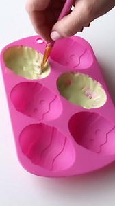 Here is a fun activity to do with the kids using these Egg Molds (available on our website )! I’m just using chocolate melts heated in the microwave to fill the molds. Place in the fridge for 10 mins. Then a second layer of chocolate to strengthen the walls. Filled with candy from the Dollar Store or Bulk Barn. I heated up a plate in the microwave to warm up the sides of the chocolate to seal it together. Easy peasy! Products have been tagged in the video :) Light Green and Pink Fat Dispersible 
