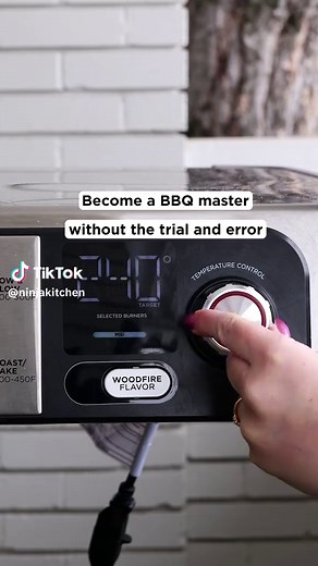 🚨 NEW NINJA ALERT 🚨 Meet the Ninja™ FlexFlame™ - the future of outdoor cooking.🔥 With technology that makes outdoor cooking as simple as the turn of a dial, and the versatility of five cooking functions under one hood, the possibilities are endless. 🔗 in bio to shop. #NinjaFlexFlame #NinjaOutdoors