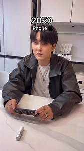 2050 Samsung vs iphone | DREAM TECH