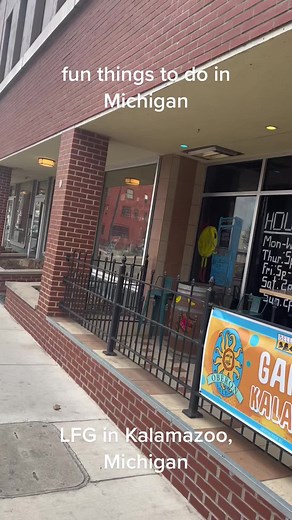 Fun things to do in Michigan! Check out LFG in Kalamazoo! #fyp #gaming #bar #food #michigan #kalamazoo #kalamazoomichigan #lfg #games